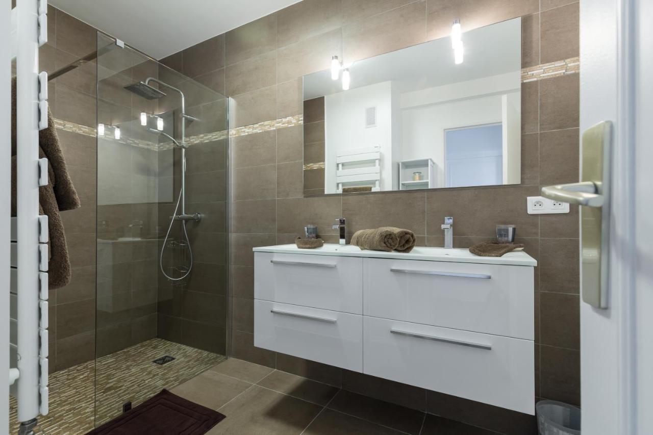 Gorgeous Apt With Terrace, Elevator, Ac, Free Parking - Le Regis 滨海卡涅 外观 照片